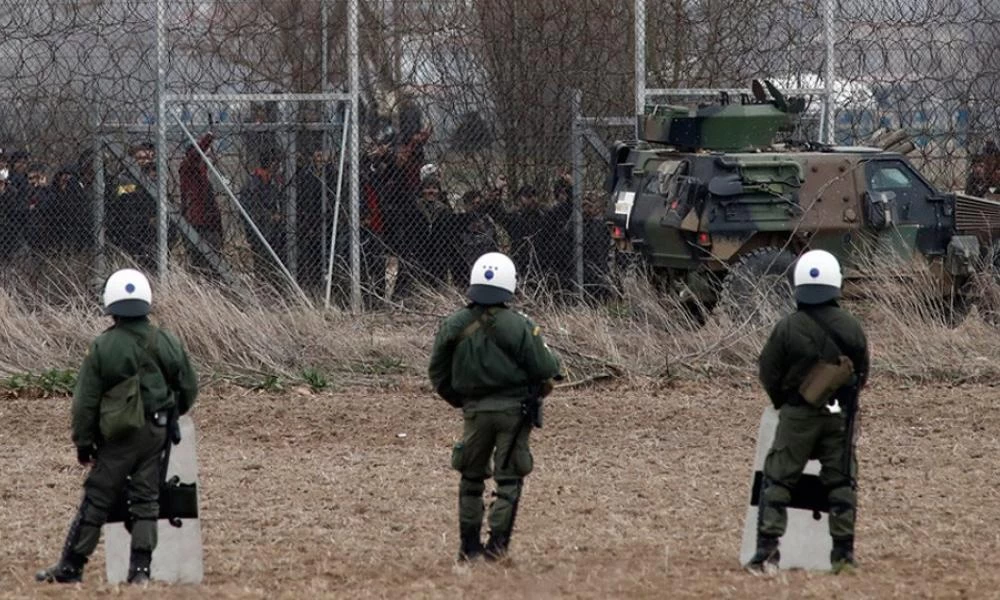 ''Κόλαση'' στο ''μέτωπο'' του Έβρου: Σειρήνες & επιθέσεις Τούρκων & μεταναστών στα σύνορα - Σε ετοιμότητα οι Ελληνικές Δυνάμεις